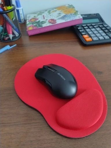 Килимок-підставка з подушкою для зап'ястя (колір RED червоний) під комп'ютерну мишку ергономічний Office Work Mousepad With Gel Wr 7690 фото