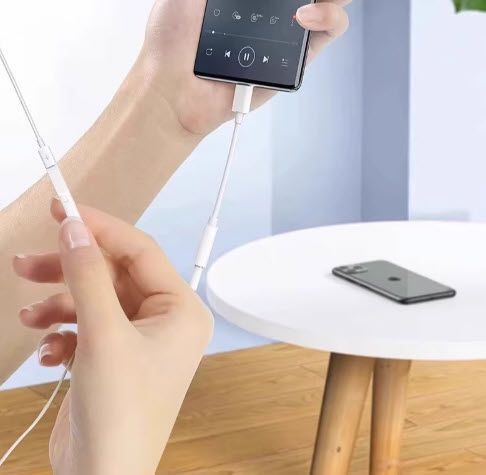 Переходник Type-C - 3.5 мм 4 pin mini jack AUX подключение наушников аудиовыход Xiaomi Huawei Motorola LeEco POCO Nubia iQOO VIVO Honor OPPO ВНИМАНИЕ:&nbsp; &nbsp;1. Если у Вашего сартфона присутствует разъем 3,5 мм для подключения наушников - то велика вероятность 8078-2 фото