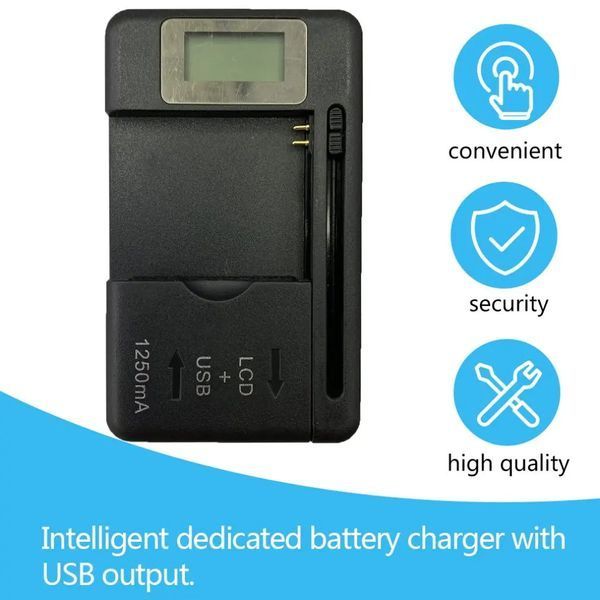 Універсальний зарядний пристрій з LCD-дисплеєм і USB-портом 7684 фото