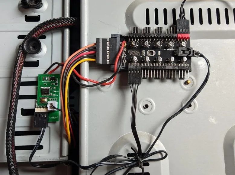 MOLEX (4-pin) PWM Cooler Fan HUB спліттер охолодження вентилятор 10 порт Splitter 6134-2 фото
