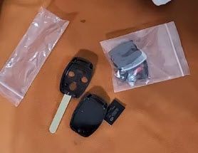 Корпус ключа с жалом под нарезку и кнопками ДУ ЦЗ (3 кнопки + Panic) для Honda Accord CRV Pilot Civic Odyssey 8046 фото