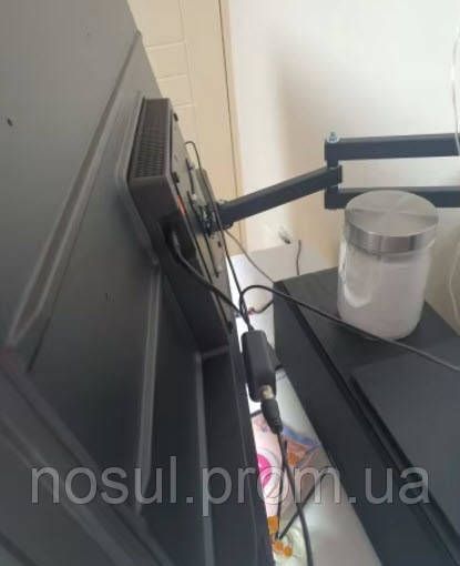 DVB-T2 HDTV 1080i антена цифровая комнатная компактная (крепление на скотче) + USB усилитель VHF/UHF/FM 7954 фото