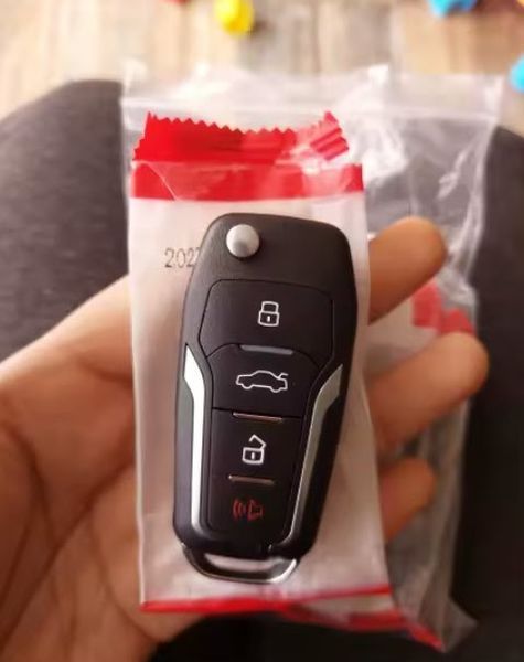 Пуль ДК ЦЗ під Ваше авто Xhorse VVDI XNFO01EN 315/433/445 Мгц програмований викидний ключ універсальний &nbsp;3+1 кнопки Remote Car Wireless з викидним лезом/жалом 5940 фото