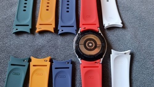 Deluxe Soft Silicone ремешок силиконовый Samsung Galaxy Watch 4 (40-44 мм) Classic (42-46 мм) ОЛИВКОВЫЙ offici 6603 фото