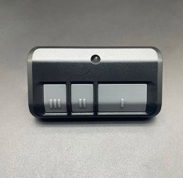 Дублікатор пульт 893MAX 3-кноп. Chamberlain Liftmaster Craftsman Visor &nbsp;315/390 MHz Wireless Remote Control Garage Door Opener Clip For 893LM 891LM 371LM 971LM 2 Comp 893MAX 3 Button Fits Visor&nbsp; 8181 фото