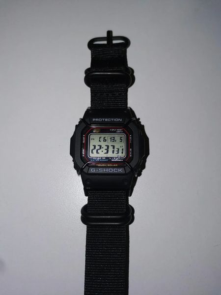 Military Zulu Black 18 мм (5 колец) цельный ремешок ЧЕРНЫЙ (ширина 18 мм) нейлон черные застежки военный 7246 фото
