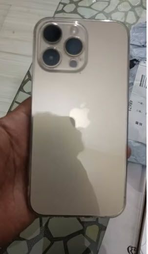 IPhone 13 Pro чехол прозрачный силикон с защитой камеры Light Clear Shell 8050 фото