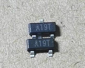 AO3401 A19T транзистор (аналог KO3401A) Р-канал 3401 SOT-23 P-Channel MOSFET 30В, 4А, 1.4Вт, 4819 фото