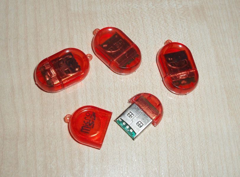 Картридер USB - Micro SD красный компактный 4822 фото