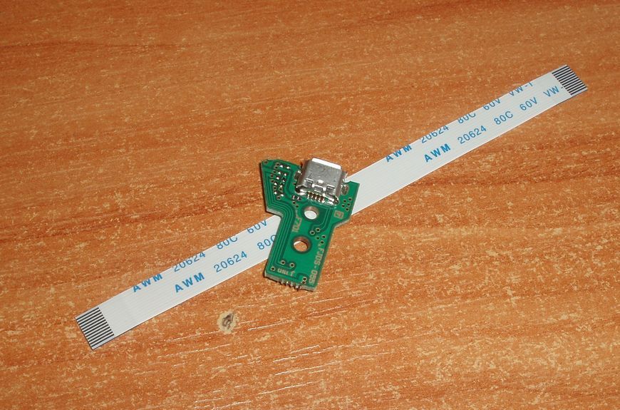 JDS-055 (JDS-050) F701 1-982-708 модуль зарядки Micro USB Dualshok 4 (12 Pin Flex Ribbon Cable) з/ч для ремонт 5401 фото