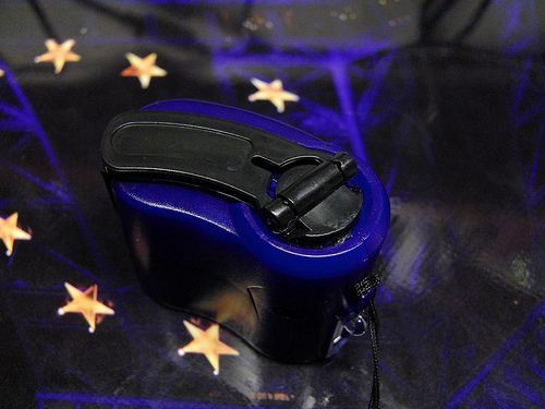 Динамо USB зарядное устройство аварийное ручная привод динамо ЗУ подзарядить без сети питания зярдник Cам себ 1488 фото