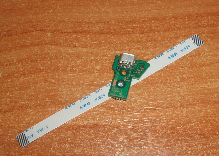 JDS-040 (FJDS-040) F701 E253117 HL194V-0 1-981-33-31 модуль зарядки Micro USB Dualshok 4 (12 Pin Flex Ribbon C 5400 фото