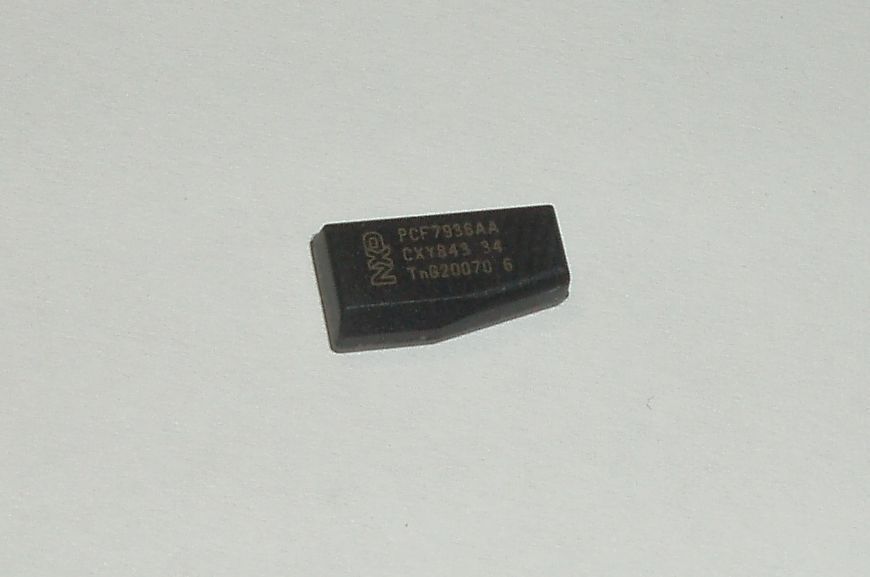 Чип транспондер NXP PCF7936 -ОРИГИНАЛ- ID46 NXP (Philips crypto 2) ID-46 HITAG-2 5571 фото