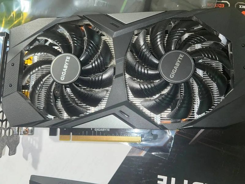 Видеокарта GIGABYTE GeForce GTX1660 6144Mb б/у идеальное состояние (чек, гарантия, тест) 1660-2 фото