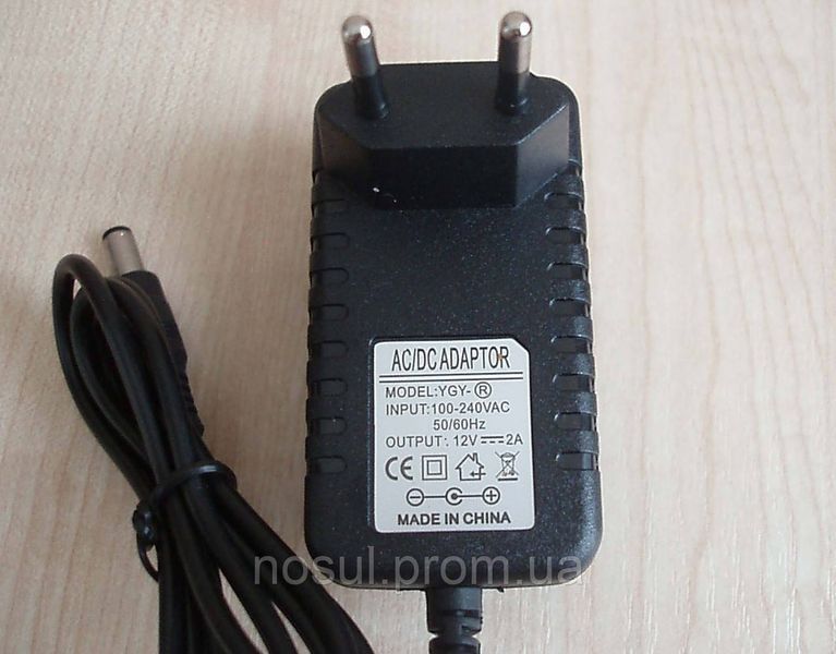 БП LED 12V Блок питания EU 220В-12В 2A 5.5*2.5мм для LED лент 3853 фото