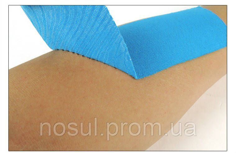 Кінезіо тейп BLUE синій Kinesio tape 5 м знімає біль у м'язах і суглобах новий метод лікування еластичний бинт 4511 фото
