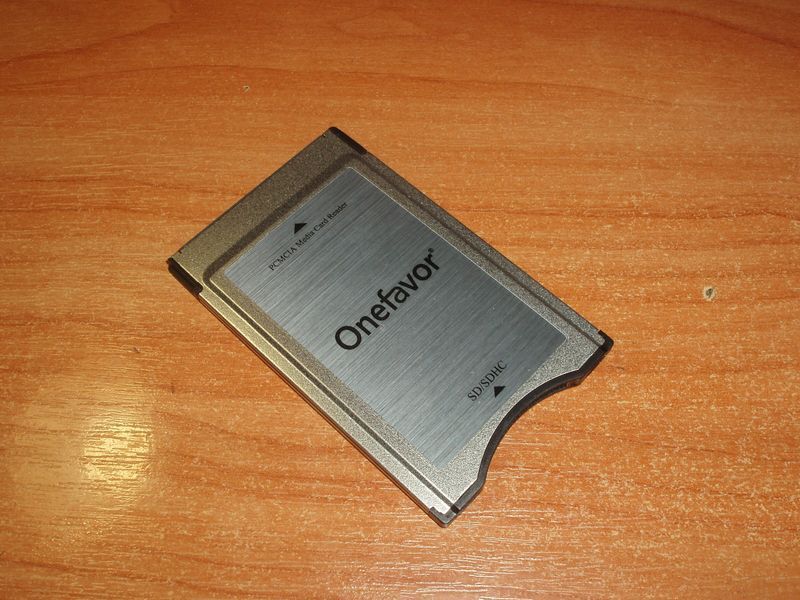 Onefavor PCMCIA SD TF (microSD) кардридер Mercedes Benz mp3 wma aac музика для автозаміну CD DVD чийнджера ме 5033 фото