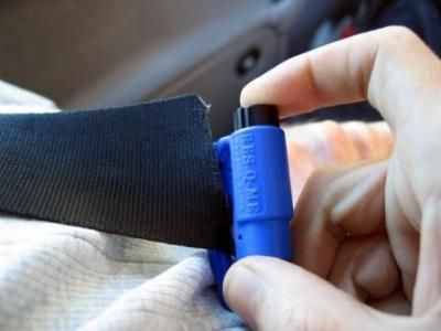 Res-QMe рятувальний аварійний вихід з машини РІЖ-БЕЙ скло ремінь брелок 363 фото