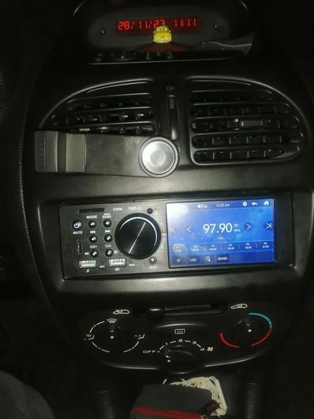 SWM 7805C автомагнітола 1*Din 4*60 Вт із сенсорним дисплеєм (4.1", 854*480) і пультом ДК, AUX, USB, Bluetooth, ридер слот під карт 7722 фото