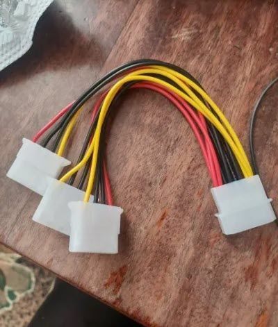 Переходник Molex 4pin 1х (папа) - Molex 3х (мама) -20 см- разветвитель питания кабель питания для HDD (Molex Male to 3x Female) для жестких дисков, кулеров, CD/DVD-приводов 1162-3 фото