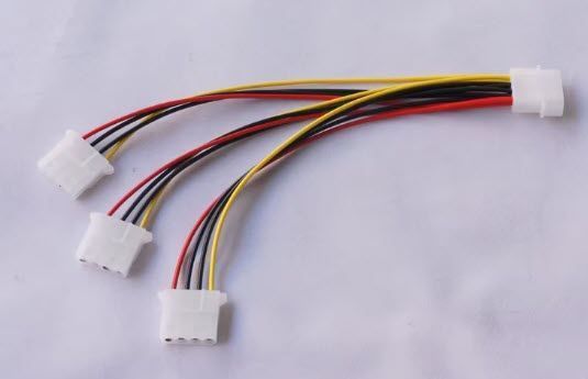 Переходник Molex 4pin 1х (папа) - Molex 3х (мама) -20 см- разветвитель питания кабель питания для HDD (Molex Male to 3x Female) для жестких дисков, кулеров, CD/DVD-приводов 1162-3 фото