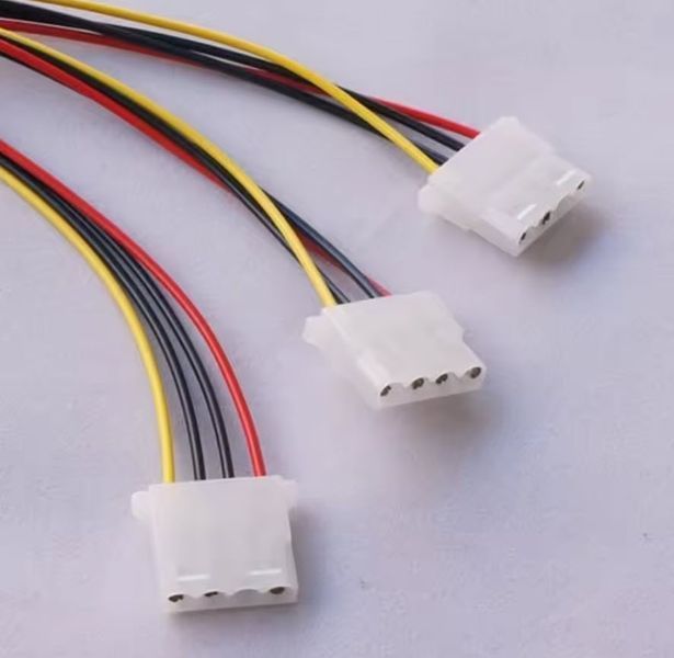 Переходник Molex 4pin 1х (папа) - Molex 3х (мама) -20 см- разветвитель питания кабель питания для HDD (Molex Male to 3x Female) для жестких дисков, кулеров, CD/DVD-приводов 1162-3 фото