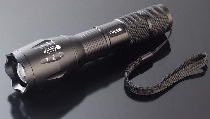 Ліхтар LED похідний CREE XM-L T6 (без лого) 25000 Люмен універсальний компактний потужний світлодіодний із зумом 3146 фото