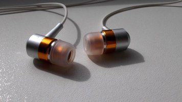 Наушники Metallic Orange вакуумные, 3.5 мм ОРАНЖЕВЫЕ iPod iPhone Samsung Android 625 фото