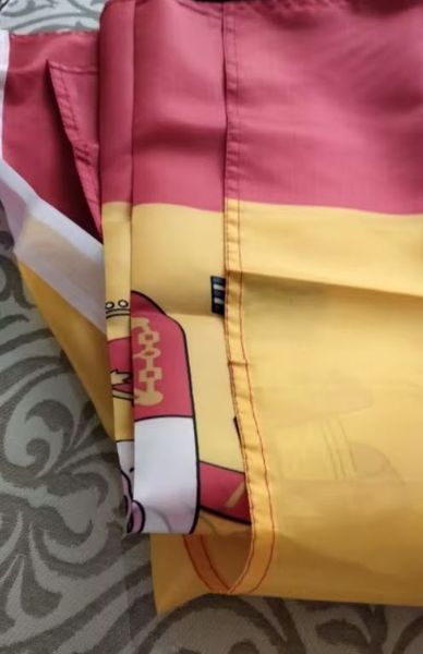 Флаг Королівства Іспанія (150х90 см) поліестер люверси подвійне прострочення периметром&nbsp; Прапор Іспанії розміром 90x150 см, для приватних і музейних колекцій, експозицій, науково-дослідної та викладачської діяльності. Виготовлений із поліестеру. Цей прапо 8160 фото
