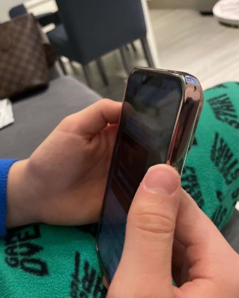 Apple iPhone 14 6,1" (цвет: черный) Стекло 3D 9H AntiSpy -Privacy-&nbsp;тонированное защитное с углом обзора 30 гра 8026 фото