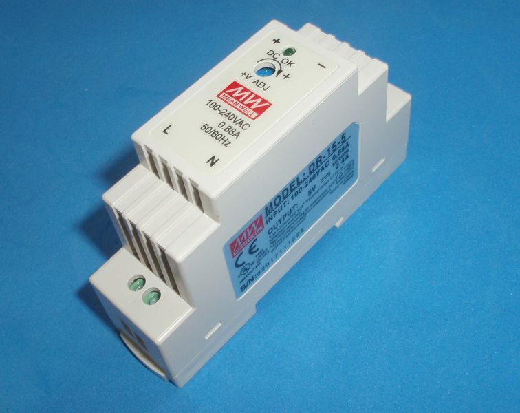 DR-15-5, Блок питания на DIN-рейку, 5В, 2.4А, 12Вт 5227 фото