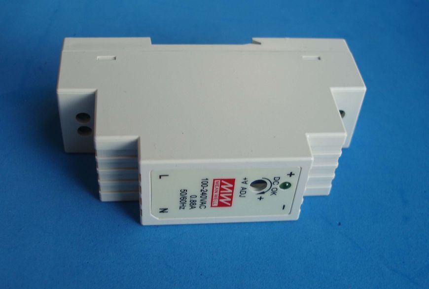 DR-15-5, Блок питания на DIN-рейку, 5В, 2.4А, 12Вт 5227 фото